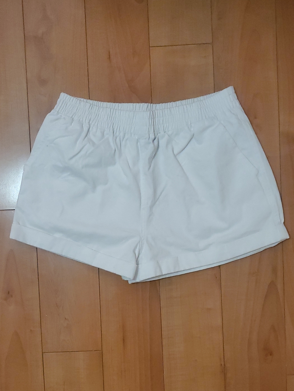 Forever 21 White Elastic-Waist Athletic Shorts